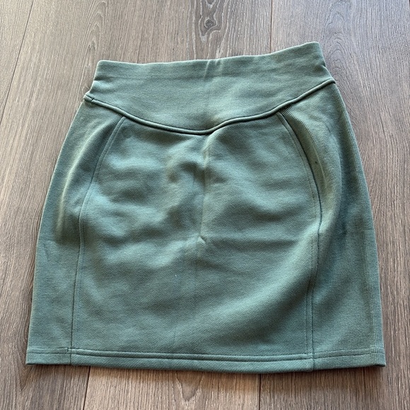 NWT Lululemon Scuba High-Rise Mini Skirt Grey Eucalyptus Size XS - Picture 9 of 10